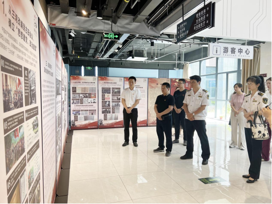 体味“光影里的清风廉政”——党建联盟单位七·一主题活动有新意