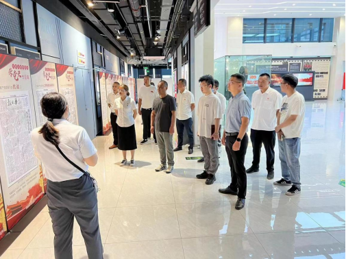 k8凯发慧行公司、慧皋广场团支部联合组织“喜迎二十大，争创新业绩”主题党日活动